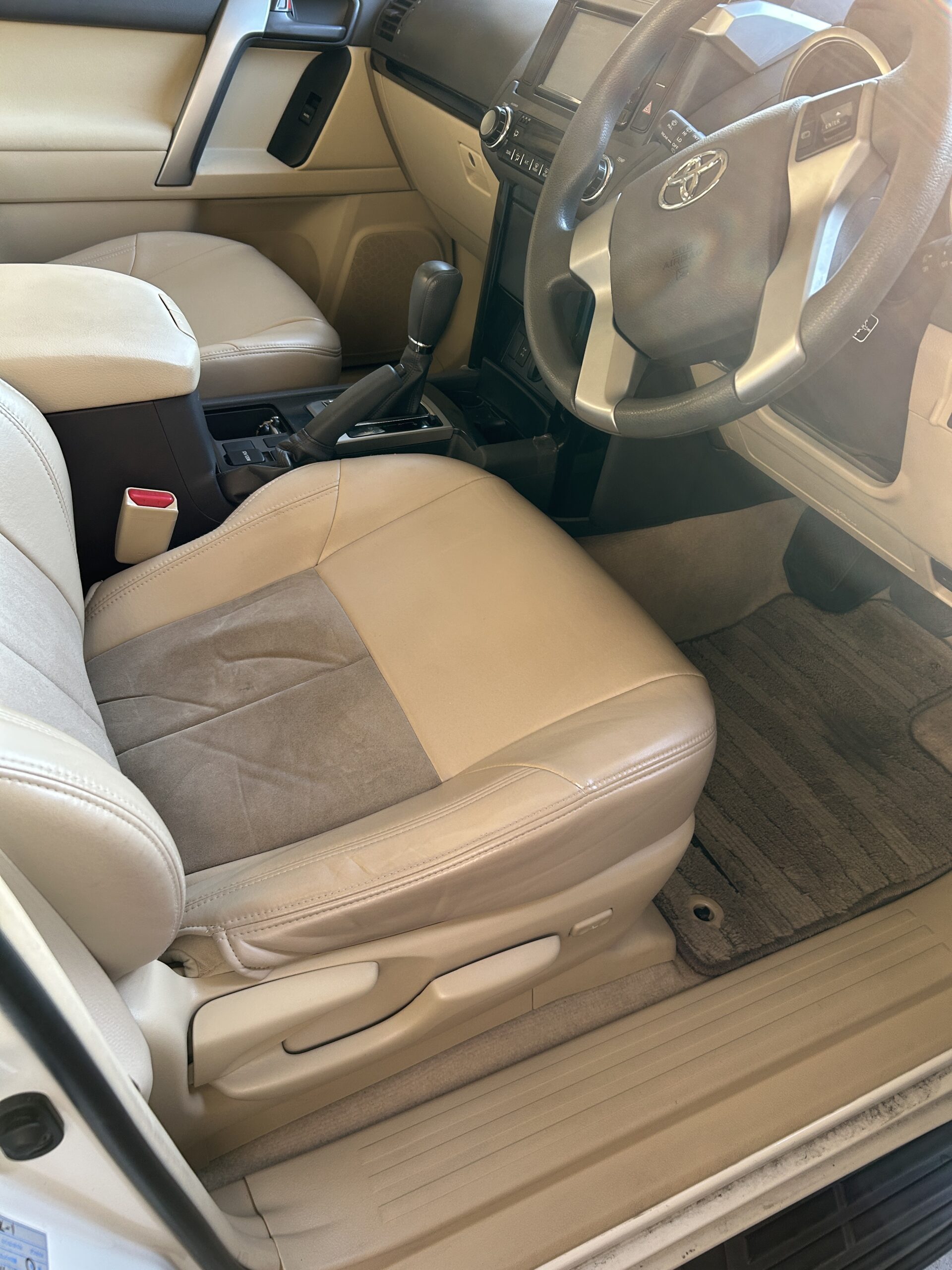 車内清掃　名古屋市　O様